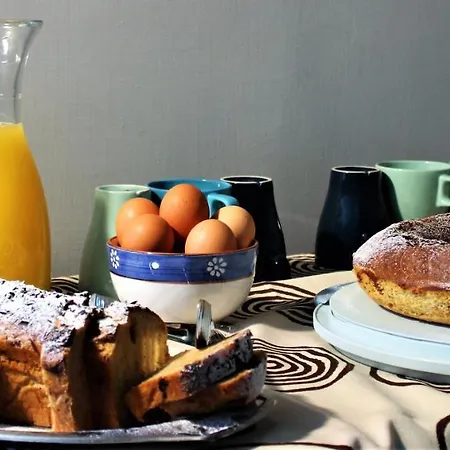 El Sa Bed & Breakfast